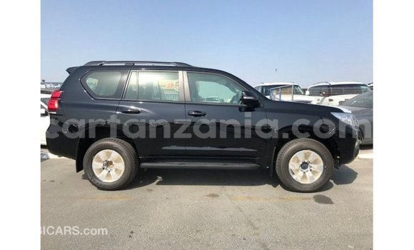 Nunua Imported Toyota Prado Nyeusi Gari ndani ya Import - Dubai nchini Arusha Nunua Imported Toyota Prado Nyeusi Gari ndani ya Import - Dubai nchini Arusha