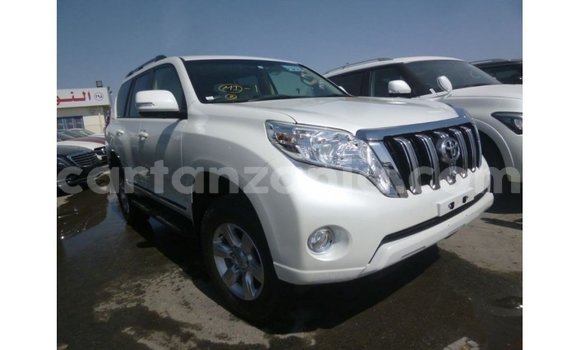 Nunua Imported Toyota Prado Nyeupe Gari ndani ya Import - Dubai nchini Arusha Nunua Imported Toyota Prado Nyeupe Gari ndani ya Import - Dubai nchini Arusha
