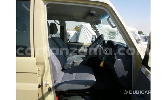 Buy Import Toyota Land Cruiser Beige Car in Import - Dubai in Arusha Buy Import Toyota Land Cruiser Beige Car in Import - Dubai in Arusha