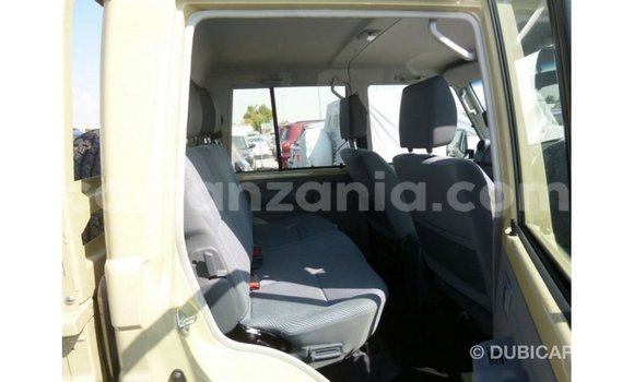 Buy Import Toyota Land Cruiser Beige Car in Import - Dubai in Arusha Buy Import Toyota Land Cruiser Beige Car in Import - Dubai in Arusha