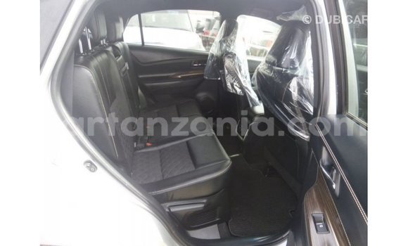 Nunua Imported Toyota Harrier Nyingine Gari ndani ya Import - Dubai nchini Arusha Nunua Imported Toyota Harrier Nyingine Gari ndani ya Import - Dubai nchini Arusha