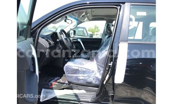 Nunua Imported Toyota Prado Nyeusi Gari ndani ya Import - Dubai nchini Arusha Nunua Imported Toyota Prado Nyeusi Gari ndani ya Import - Dubai nchini Arusha