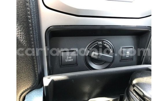 Nunua Imported Toyota Prado Nyeusi Gari ndani ya Import - Dubai nchini Arusha Nunua Imported Toyota Prado Nyeusi Gari ndani ya Import - Dubai nchini Arusha