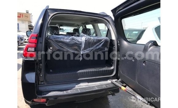 Nunua Imported Toyota Prado Nyeusi Gari ndani ya Import - Dubai nchini Arusha Nunua Imported Toyota Prado Nyeusi Gari ndani ya Import - Dubai nchini Arusha