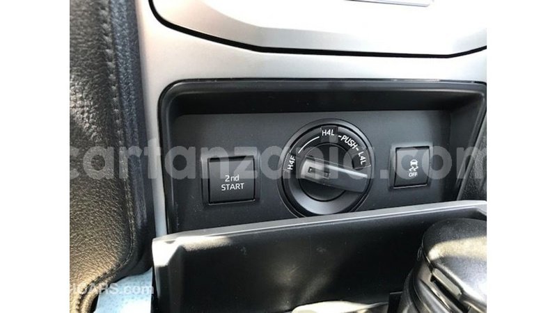 Big with watermark toyota prado arusha import dubai 8534