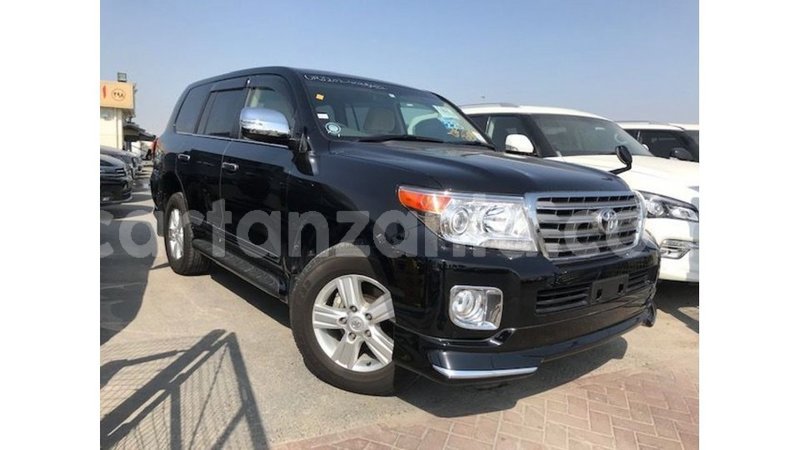 Big with watermark toyota land cruiser arusha import dubai 8536