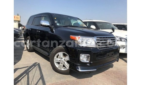 Buy Import Toyota Land Cruiser Black Car in Import - Dubai in Arusha Buy Import Toyota Land Cruiser Black Car in Import - Dubai in Arusha