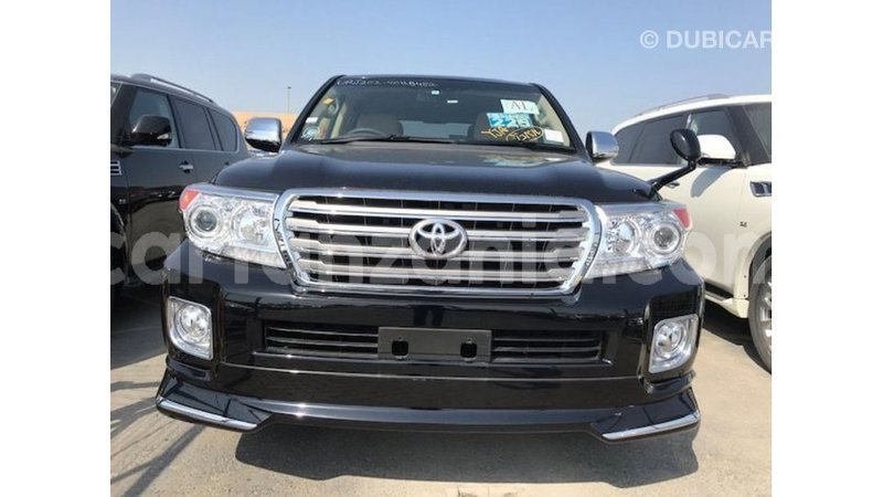 Big with watermark toyota land cruiser arusha import dubai 8536