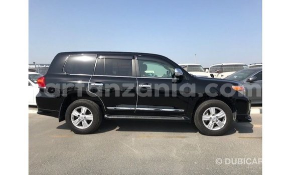 Buy Import Toyota Land Cruiser Black Car in Import - Dubai in Arusha Buy Import Toyota Land Cruiser Black Car in Import - Dubai in Arusha