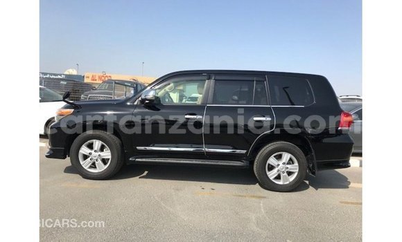 Buy Import Toyota Land Cruiser Black Car in Import - Dubai in Arusha Buy Import Toyota Land Cruiser Black Car in Import - Dubai in Arusha