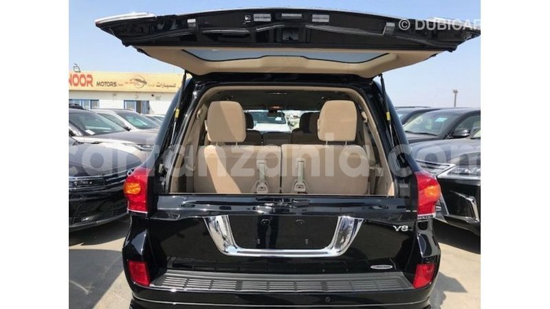 Big with watermark toyota land cruiser arusha import dubai 8536