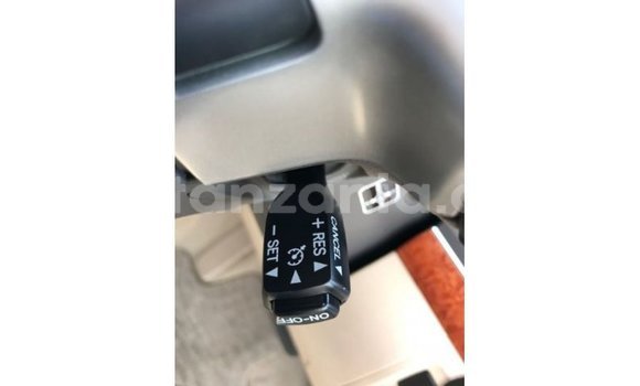 Buy Import Toyota Land Cruiser Black Car in Import - Dubai in Arusha Buy Import Toyota Land Cruiser Black Car in Import - Dubai in Arusha