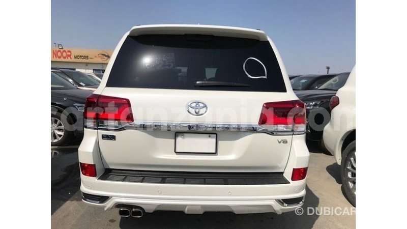 Big with watermark toyota land cruiser arusha import dubai 8537