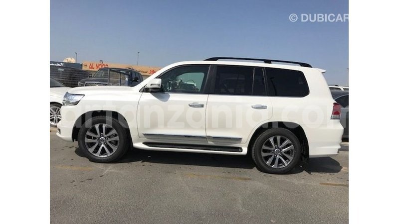 Big with watermark toyota land cruiser arusha import dubai 8537