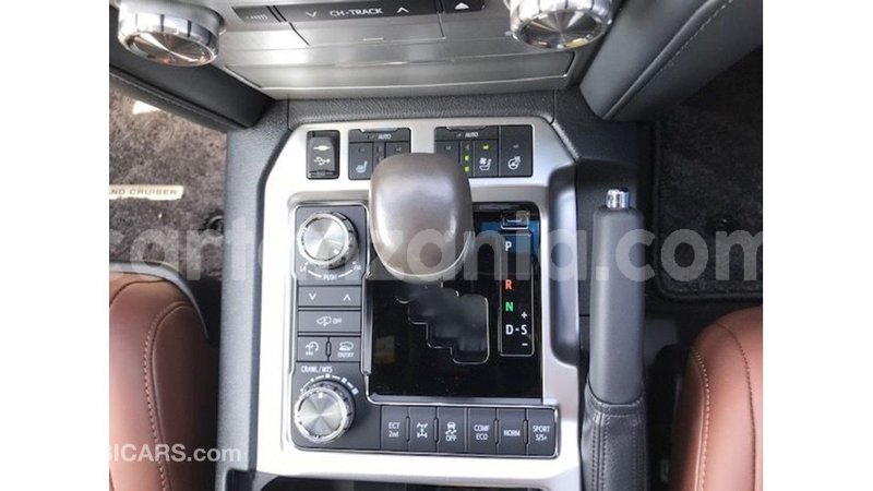 Big with watermark toyota land cruiser arusha import dubai 8537