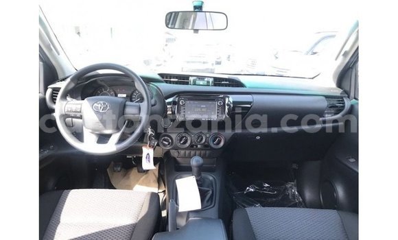 Buy Import Toyota Hilux Other Car in Import - Dubai in Arusha Buy Import Toyota Hilux Other Car in Import - Dubai in Arusha