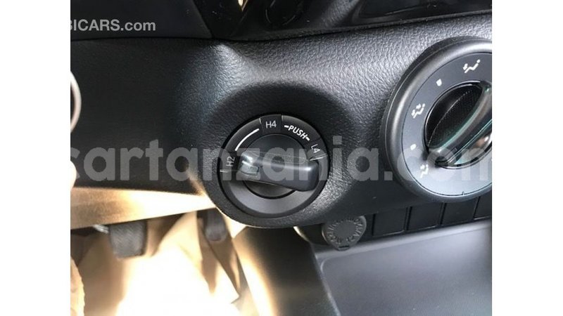 Big with watermark toyota hilux arusha import dubai 8538