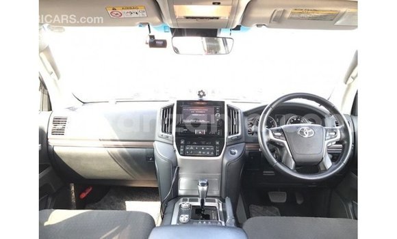 Buy Import Toyota Land Cruiser Other Car in Import - Dubai in Arusha Buy Import Toyota Land Cruiser Other Car in Import - Dubai in Arusha