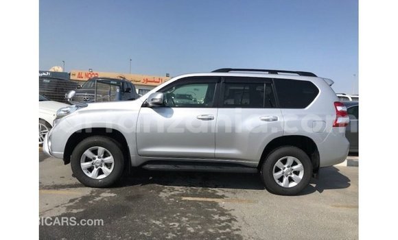 Nunua Imported Toyota Prado Nyingine Gari ndani ya Import - Dubai nchini Arusha Nunua Imported Toyota Prado Nyingine Gari ndani ya Import - Dubai nchini Arusha