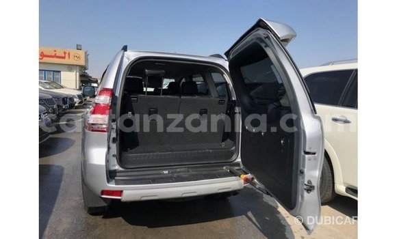 Nunua Imported Toyota Prado Nyingine Gari ndani ya Import - Dubai nchini Arusha Nunua Imported Toyota Prado Nyingine Gari ndani ya Import - Dubai nchini Arusha