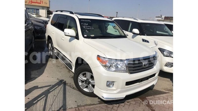 Big with watermark toyota land cruiser arusha import dubai 8543