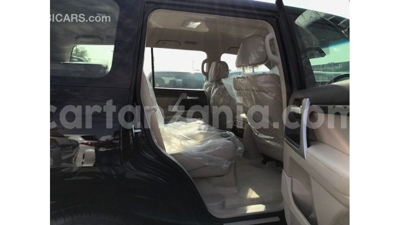 Big with watermark toyota land cruiser arusha import dubai 8544