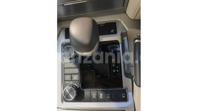 Big with watermark toyota land cruiser arusha import dubai 8544