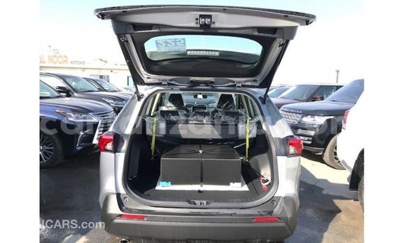 Buy Import Toyota 4Runner Other Car in Import - Dubai in Arusha Buy Import Toyota 4Runner Other Car in Import - Dubai in Arusha