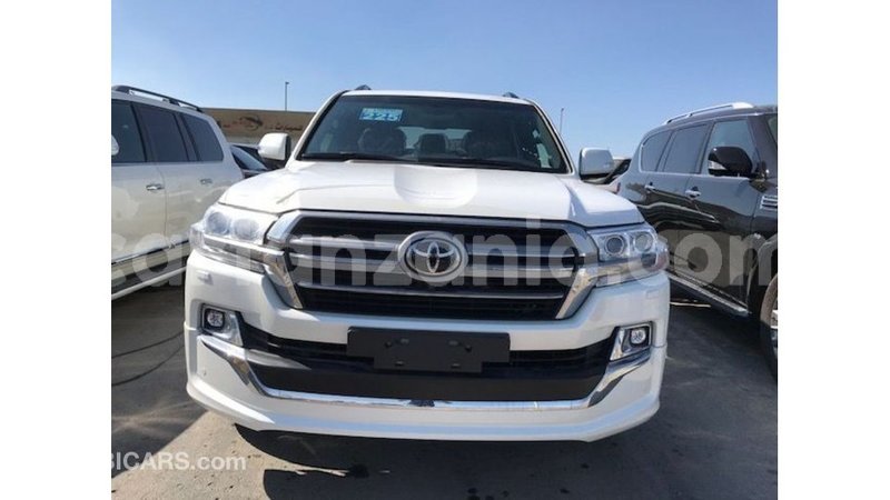 Big with watermark toyota land cruiser arusha import dubai 8547