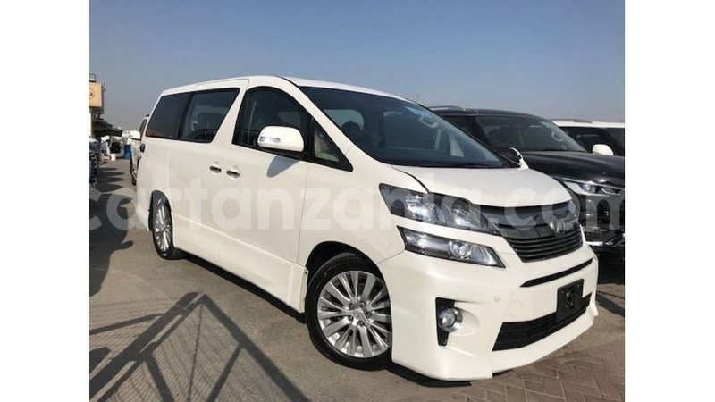 Big with watermark toyota vellfire arusha import dubai 8548