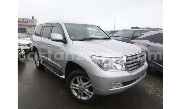 Buy Import Toyota Land Cruiser Other Car in Import - Dubai in Arusha Buy Import Toyota Land Cruiser Other Car in Import - Dubai in Arusha