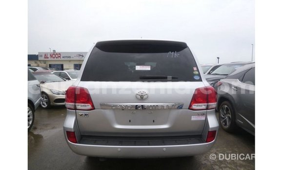 Buy Import Toyota Land Cruiser Other Car in Import - Dubai in Arusha Buy Import Toyota Land Cruiser Other Car in Import - Dubai in Arusha