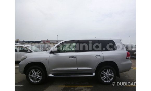 Buy Import Toyota Land Cruiser Other Car in Import - Dubai in Arusha Buy Import Toyota Land Cruiser Other Car in Import - Dubai in Arusha