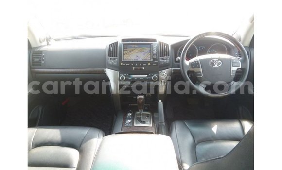 Nunua Imported Toyota Land Cruiser Nyeusi Gari ndani ya Import - Dubai nchini Arusha Nunua Imported Toyota Land Cruiser Nyeusi Gari ndani ya Import - Dubai nchini Arusha