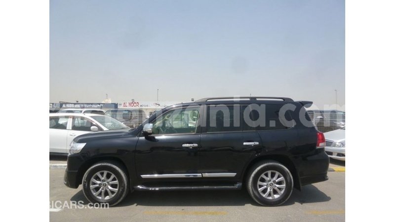 Big with watermark toyota land cruiser arusha import dubai 8552