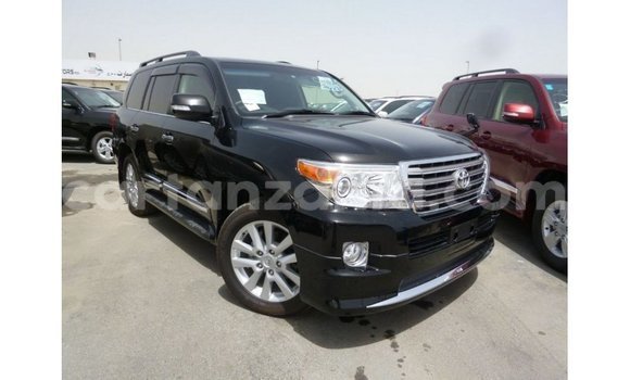 Nunua Imported Toyota Land Cruiser Nyeusi Gari ndani ya Import - Dubai nchini Arusha Nunua Imported Toyota Land Cruiser Nyeusi Gari ndani ya Import - Dubai nchini Arusha