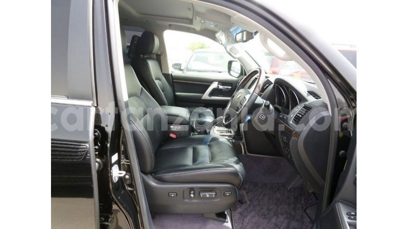 Big with watermark toyota land cruiser arusha import dubai 8553