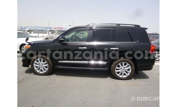 Nunua Imported Toyota Land Cruiser Nyeusi Gari ndani ya Import - Dubai nchini Arusha Nunua Imported Toyota Land Cruiser Nyeusi Gari ndani ya Import - Dubai nchini Arusha