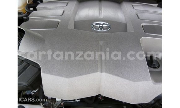 Nunua Imported Toyota Land Cruiser Nyeusi Gari ndani ya Import - Dubai nchini Arusha Nunua Imported Toyota Land Cruiser Nyeusi Gari ndani ya Import - Dubai nchini Arusha