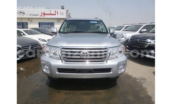 Nunua Imported Toyota Land Cruiser Nyingine Gari ndani ya Import - Dubai nchini Arusha Nunua Imported Toyota Land Cruiser Nyingine Gari ndani ya Import - Dubai nchini Arusha