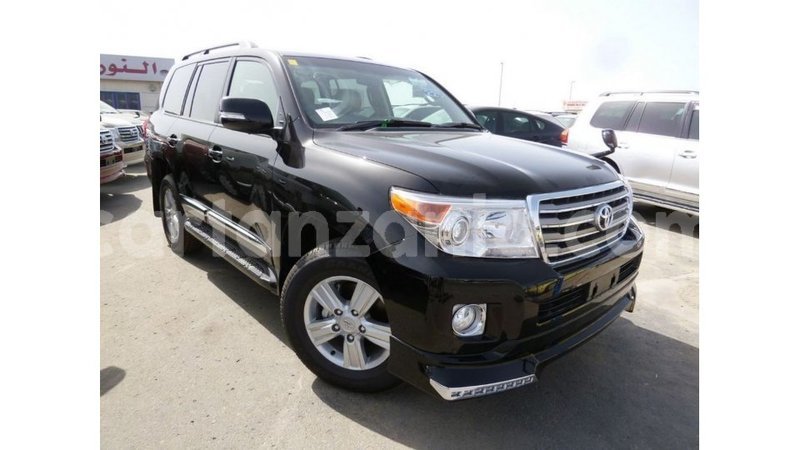 Big with watermark toyota land cruiser arusha import dubai 8556