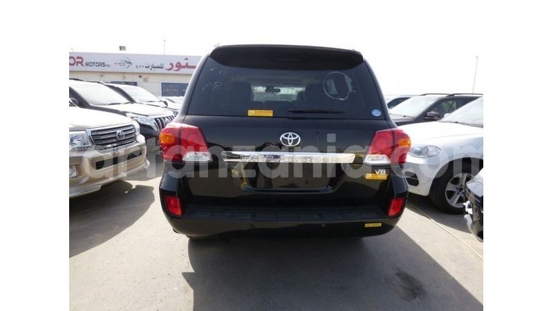 Big with watermark toyota land cruiser arusha import dubai 8556