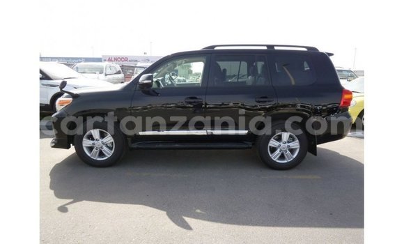 Buy Import Toyota Land Cruiser Black Car in Import - Dubai in Arusha Buy Import Toyota Land Cruiser Black Car in Import - Dubai in Arusha