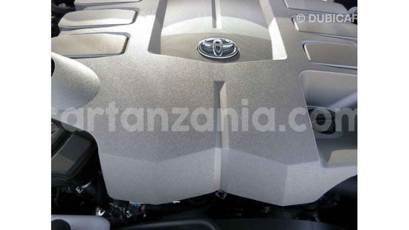 Big with watermark toyota land cruiser arusha import dubai 8556