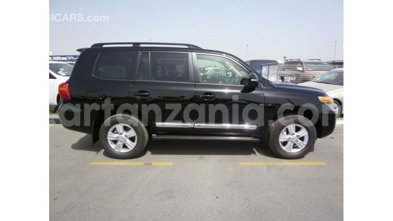 Big with watermark toyota land cruiser arusha import dubai 8559