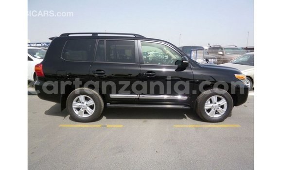 Buy Import Toyota Land Cruiser Black Car in Import - Dubai in Arusha Buy Import Toyota Land Cruiser Black Car in Import - Dubai in Arusha