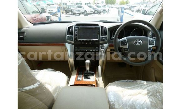 Buy Import Toyota Land Cruiser Black Car in Import - Dubai in Arusha Buy Import Toyota Land Cruiser Black Car in Import - Dubai in Arusha