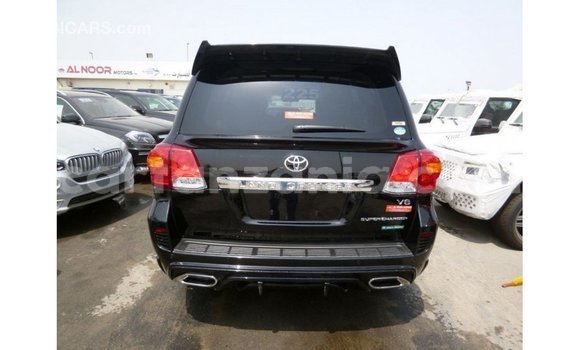 Buy Import Toyota Land Cruiser Black Car in Import - Dubai in Arusha Buy Import Toyota Land Cruiser Black Car in Import - Dubai in Arusha