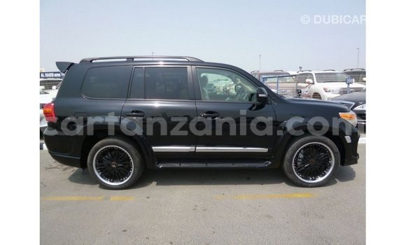 Buy Import Toyota Land Cruiser Black Car in Import - Dubai in Arusha Buy Import Toyota Land Cruiser Black Car in Import - Dubai in Arusha