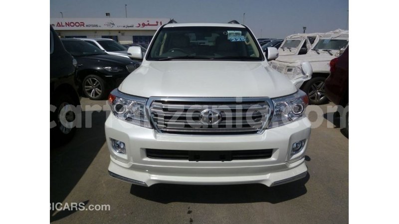 Big with watermark toyota land cruiser arusha import dubai 8561